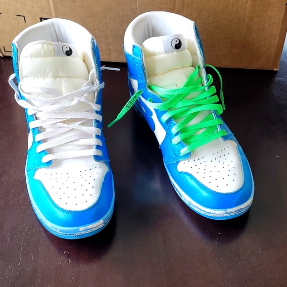 Other - 5am Rosa Custom sneaker